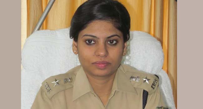 IPS officer Vertika Katiyar files a dowry complaint vijayaprabha
