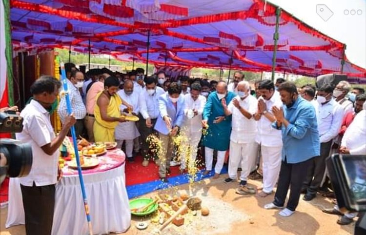 Construct the library, lecture hall, various hostels