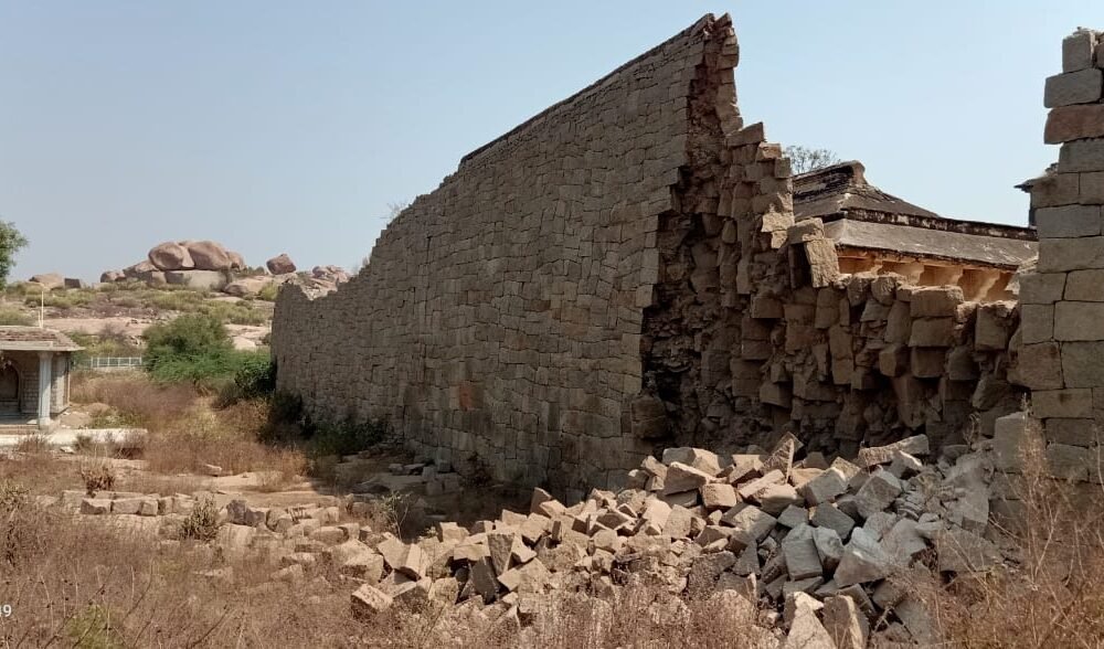 Hampi Memorial Fortress Wall collapse vijayaprabha news