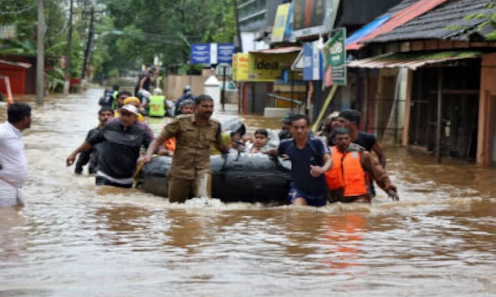 Kerala heavy rain vijayaprabha news