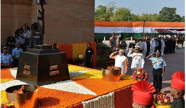 Amar Jawan at the India Gate vijayaprabha news