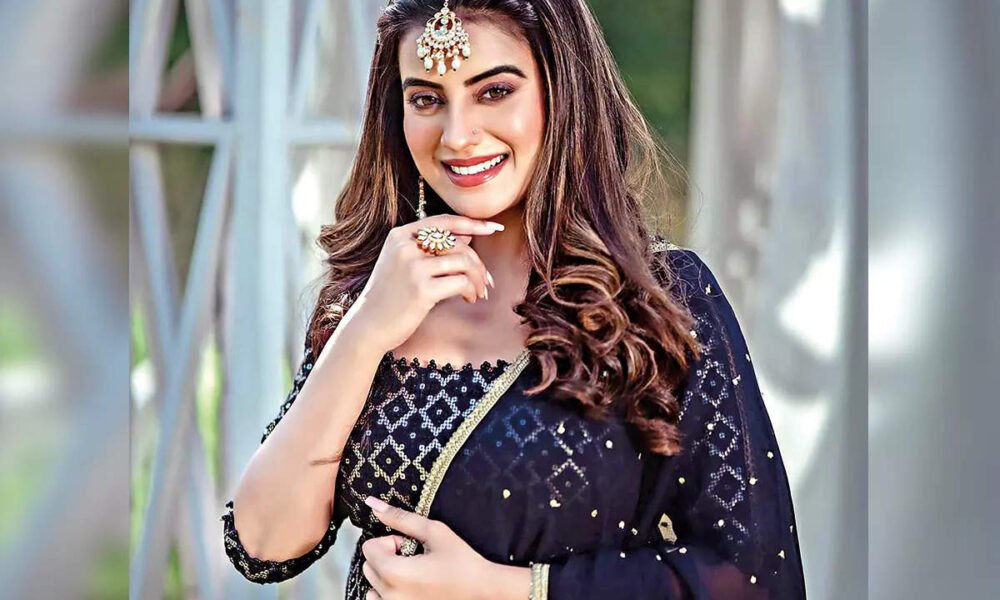 Akshara Singh2