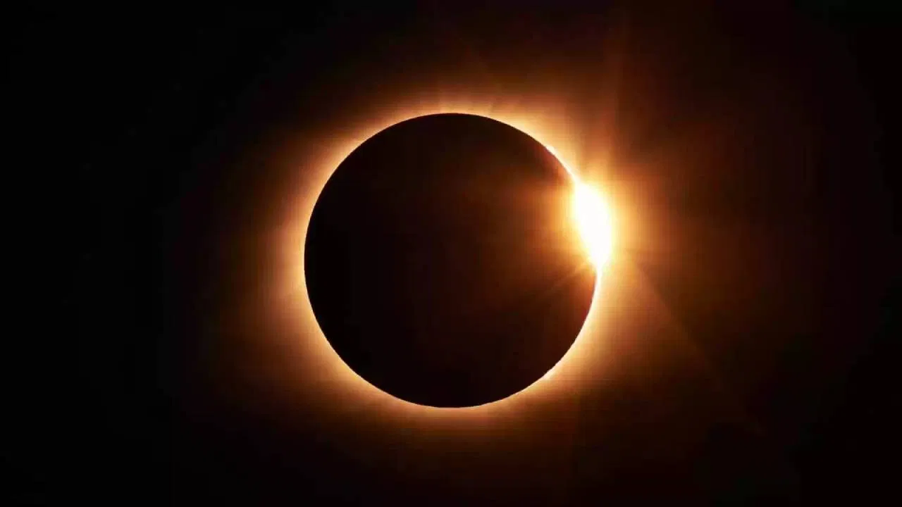 lunar-eclipse-vijayaprabha news